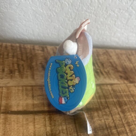 NWT Cats vs Pickles #188 Leaf Pickleson - 4” Beanbag Plush - Blue Wave Series 1 - Picture 4 of 9